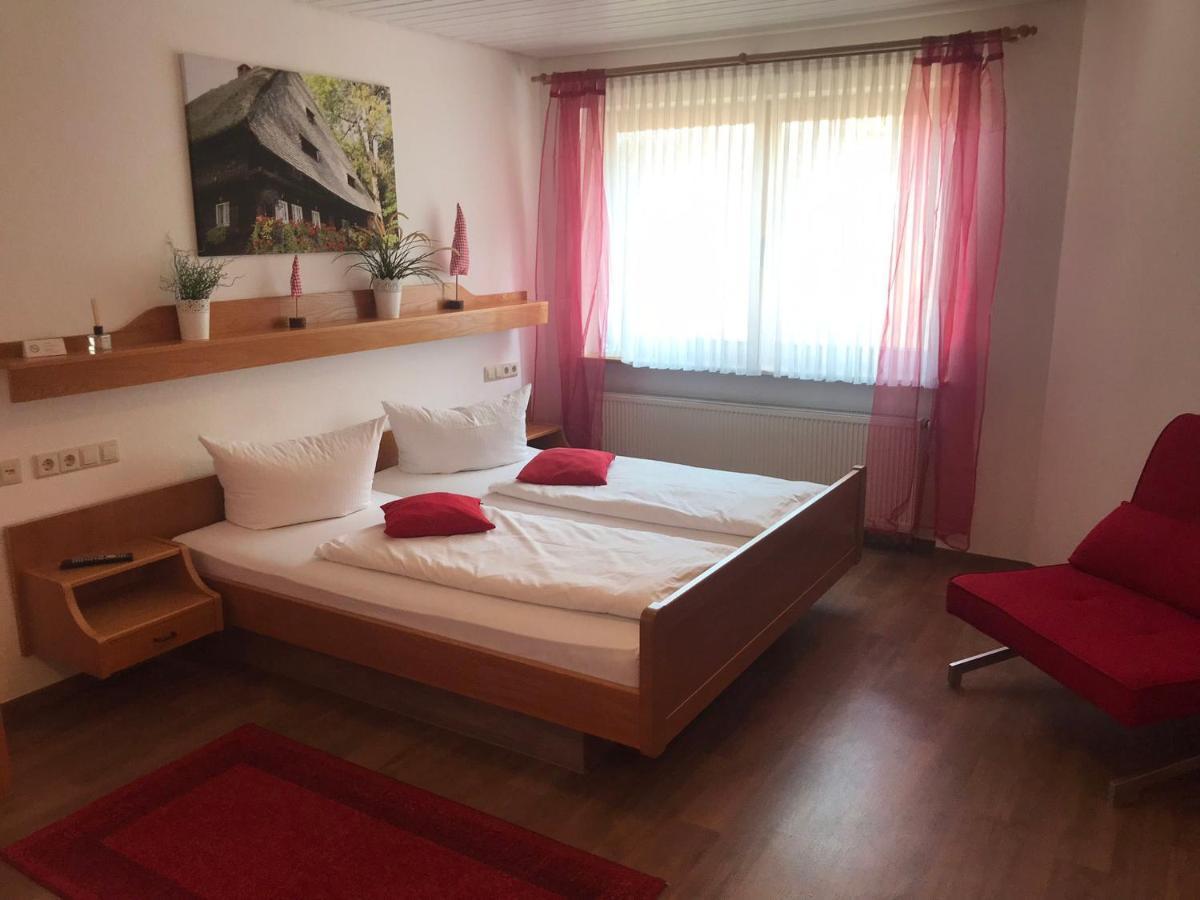 Self-Check-In Ferienwohnungen & Apartments Am Bergsee Triberg im Schwarzwald Ngoại thất bức ảnh