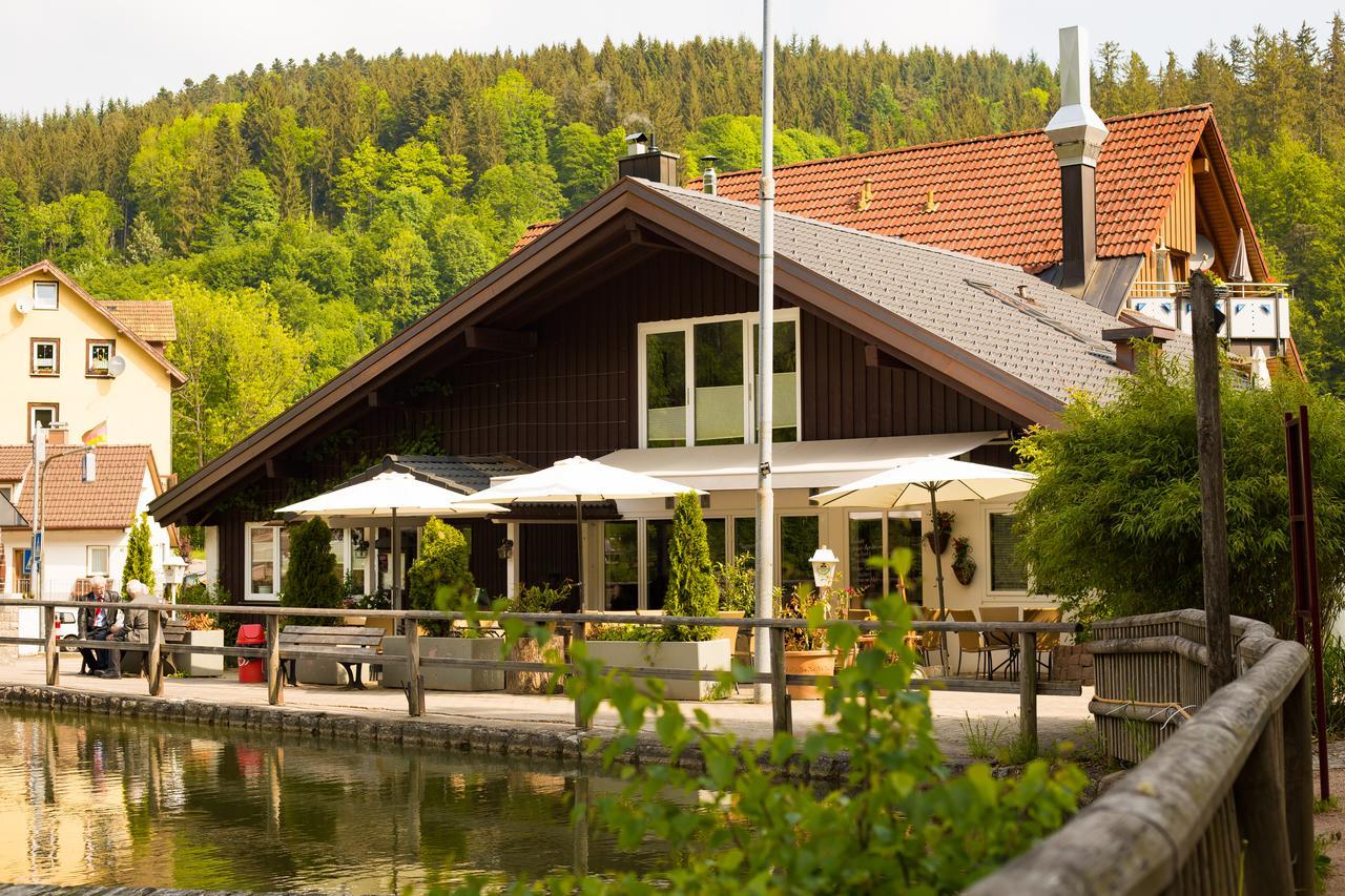 Self-Check-In Ferienwohnungen & Apartments Am Bergsee Triberg im Schwarzwald Ngoại thất bức ảnh
